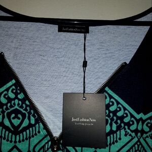 Women's Cotton Cold-shoulder Top..XL and true to size..